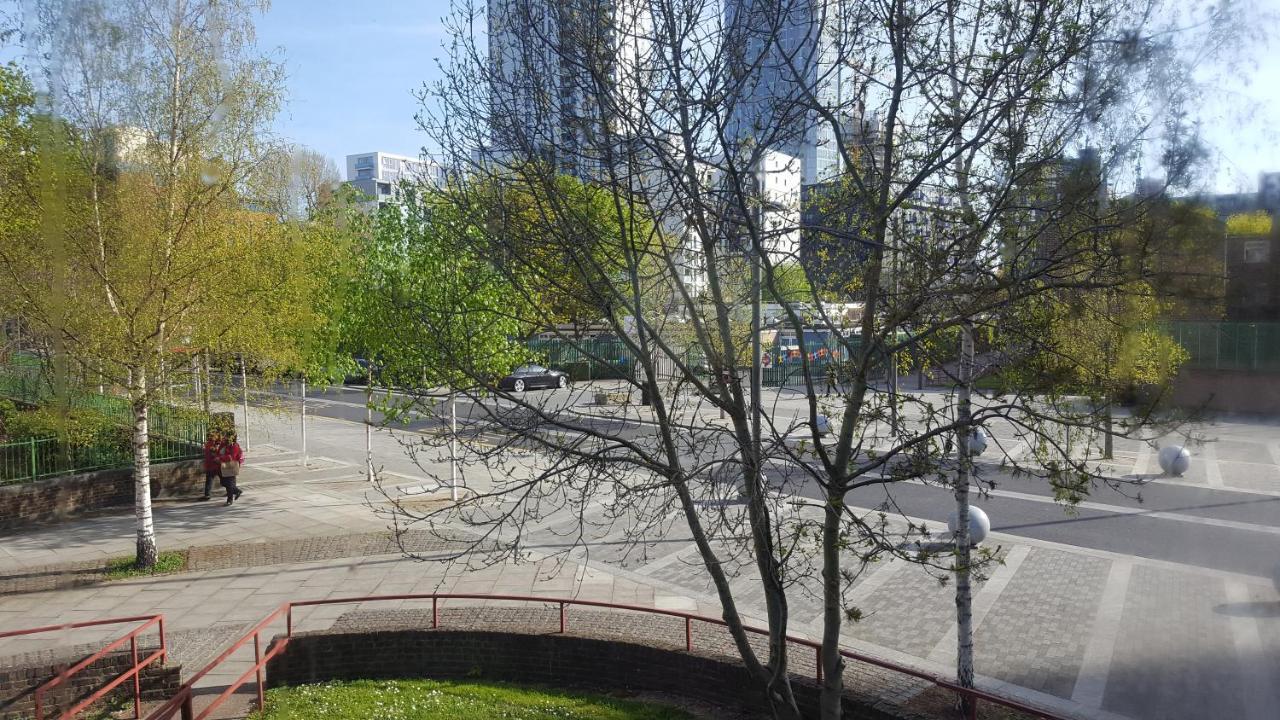 The Heart Of Stratford..! Hotel London Exterior photo